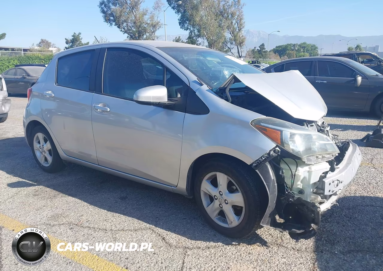 2015 Toyota Yaris L