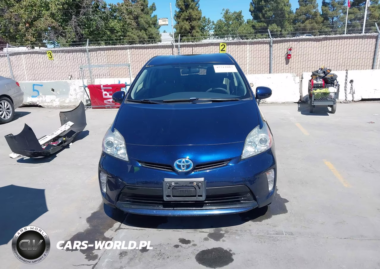 2015 Toyota Prius Two VIN:JTDKN3DU0F1950077 - 12