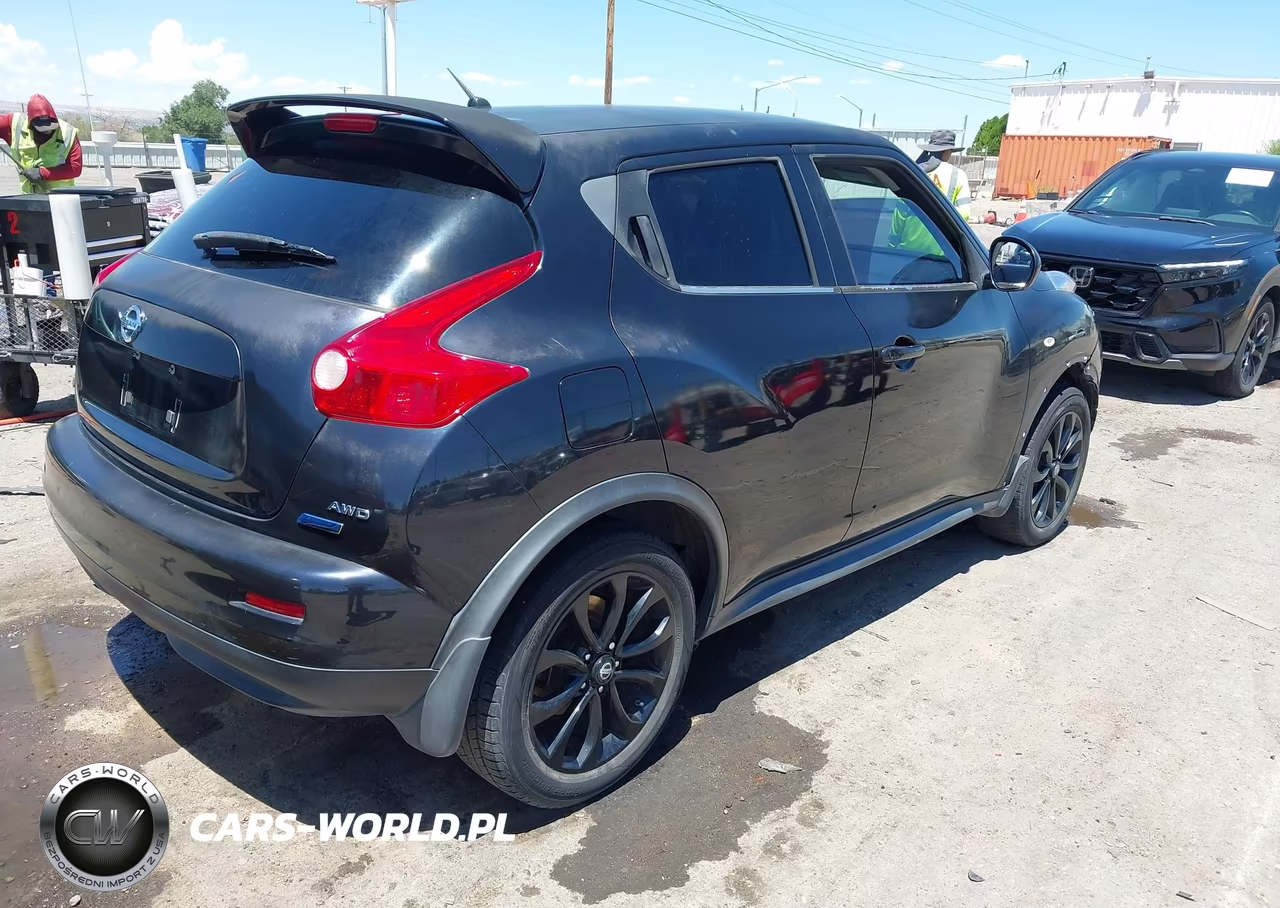 2014 Nissan Juke S VIN:JN8AF5MV4ET482794 - 4