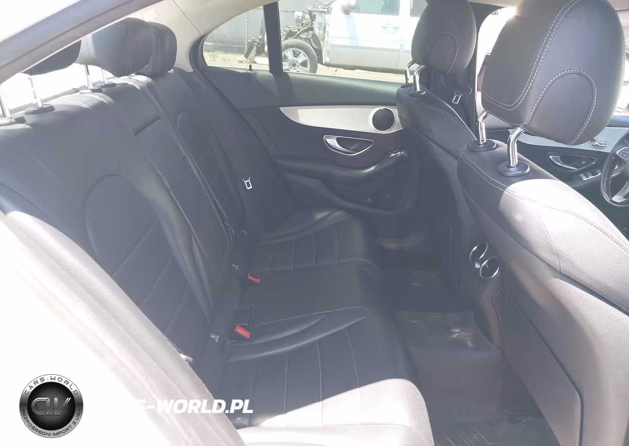 2016 Mercedes-Benz C 300 VIN:55SWF4JB8GU157978 - 8