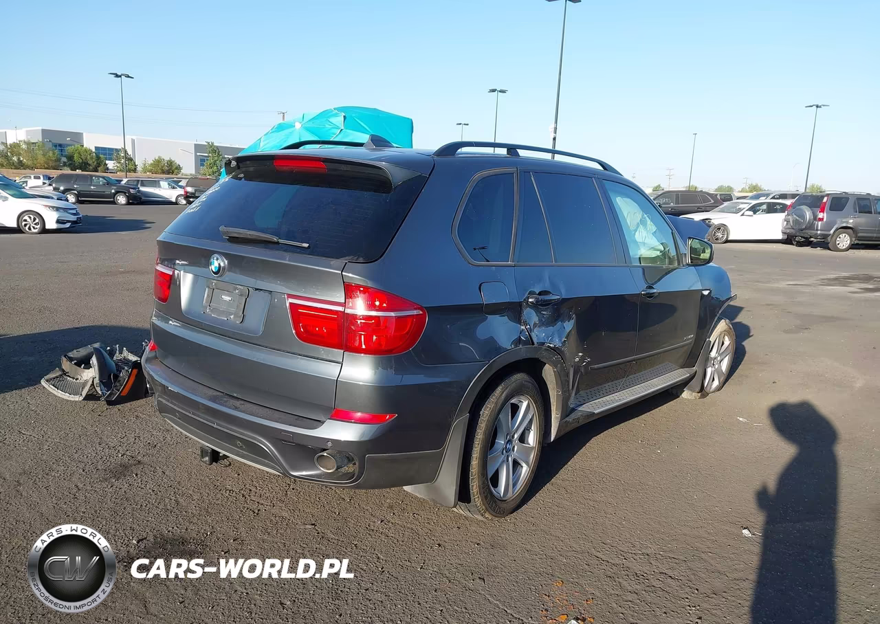 2011 BMW X5 xDrive35D VIN:5UXZW0C56BL662274 - 4
