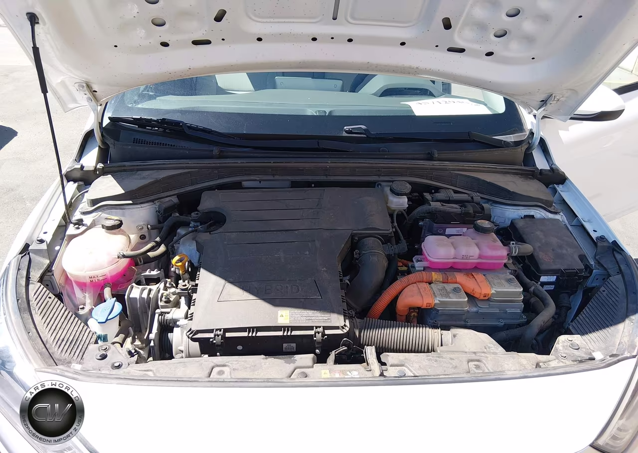 2021 Hyundai Ioniq Hybrid Blue VIN:KMHC65LC6MU249217 - 10