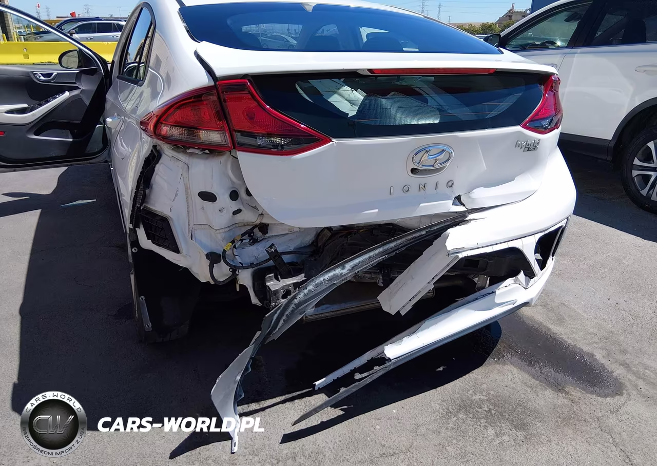 2021 Hyundai Ioniq Hybrid Blue VIN:KMHC65LC6MU249217 - 6