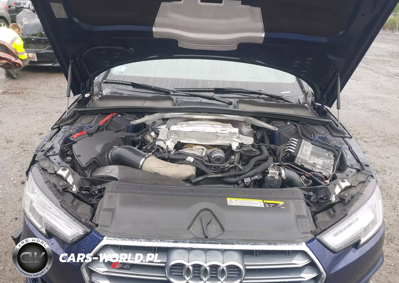 2019 Audi S4 3.0T Premium VIN:WAUC4AF48KA074472 - 10
