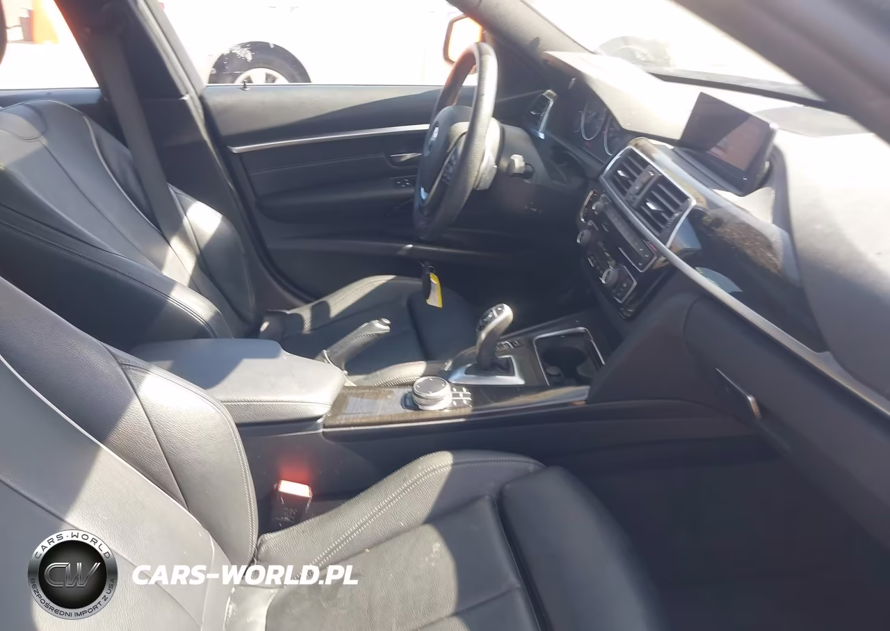 2018 BMW 330I VIN:WBA8B9C52JEE82256 - 5