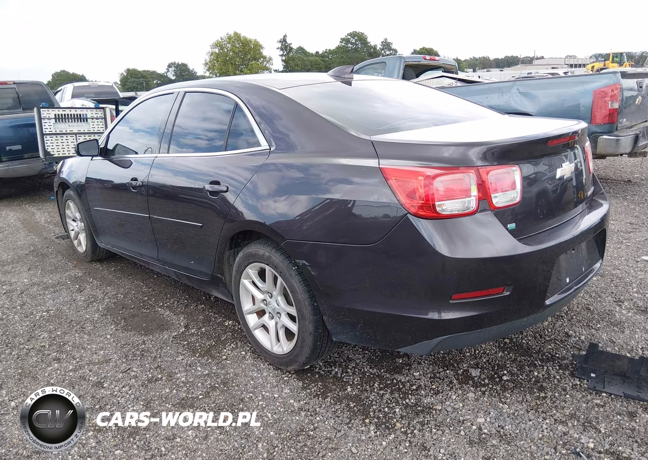 2015 Chevrolet Malibu 1Lt VIN:1G11C5SL2FF275898 - 3