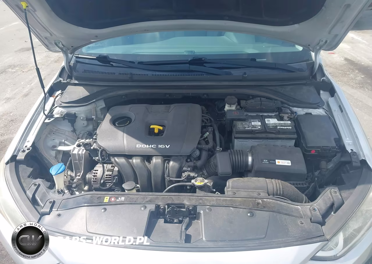2018 Hyundai Elantra Value Edition VIN:5NPD84LF2JH330552 - 10