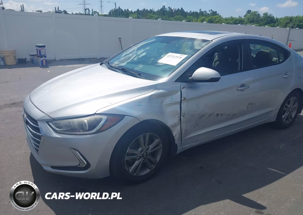 2018 Hyundai Elantra Value Edition VIN:5NPD84LF2JH330552 - 6