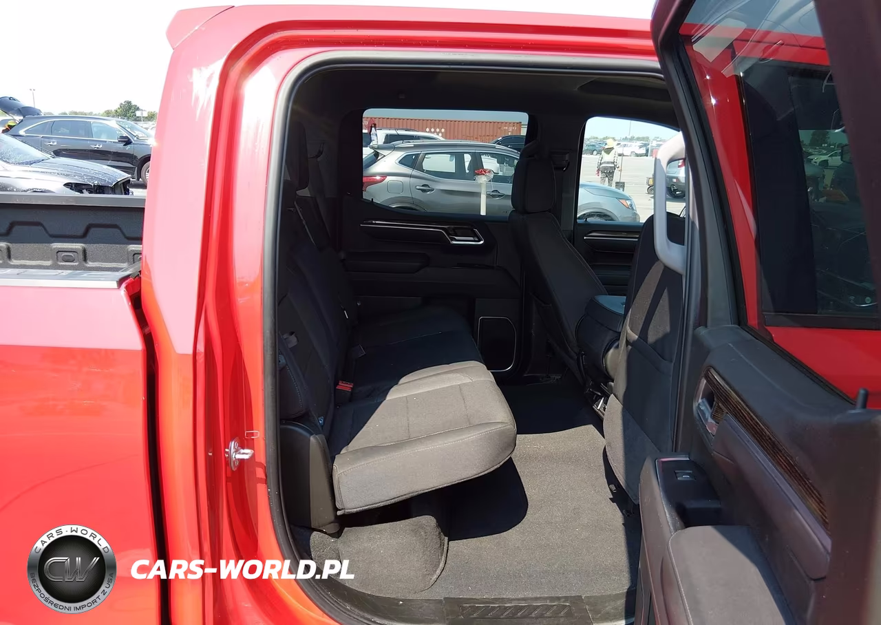 2025 GMC Sierra 1500 4Wd Short Box Elevation With 3Sb VIN:1GTUUCED6SZ212421 - 8