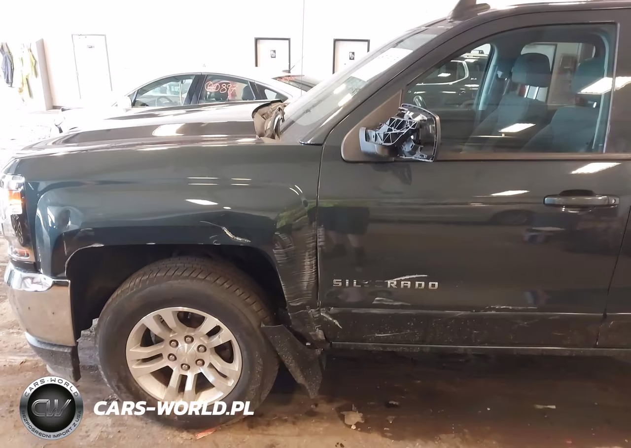 2018 Chevrolet Silverado 1500 1Lt VIN:2GCVKREC9J1113359 - 12