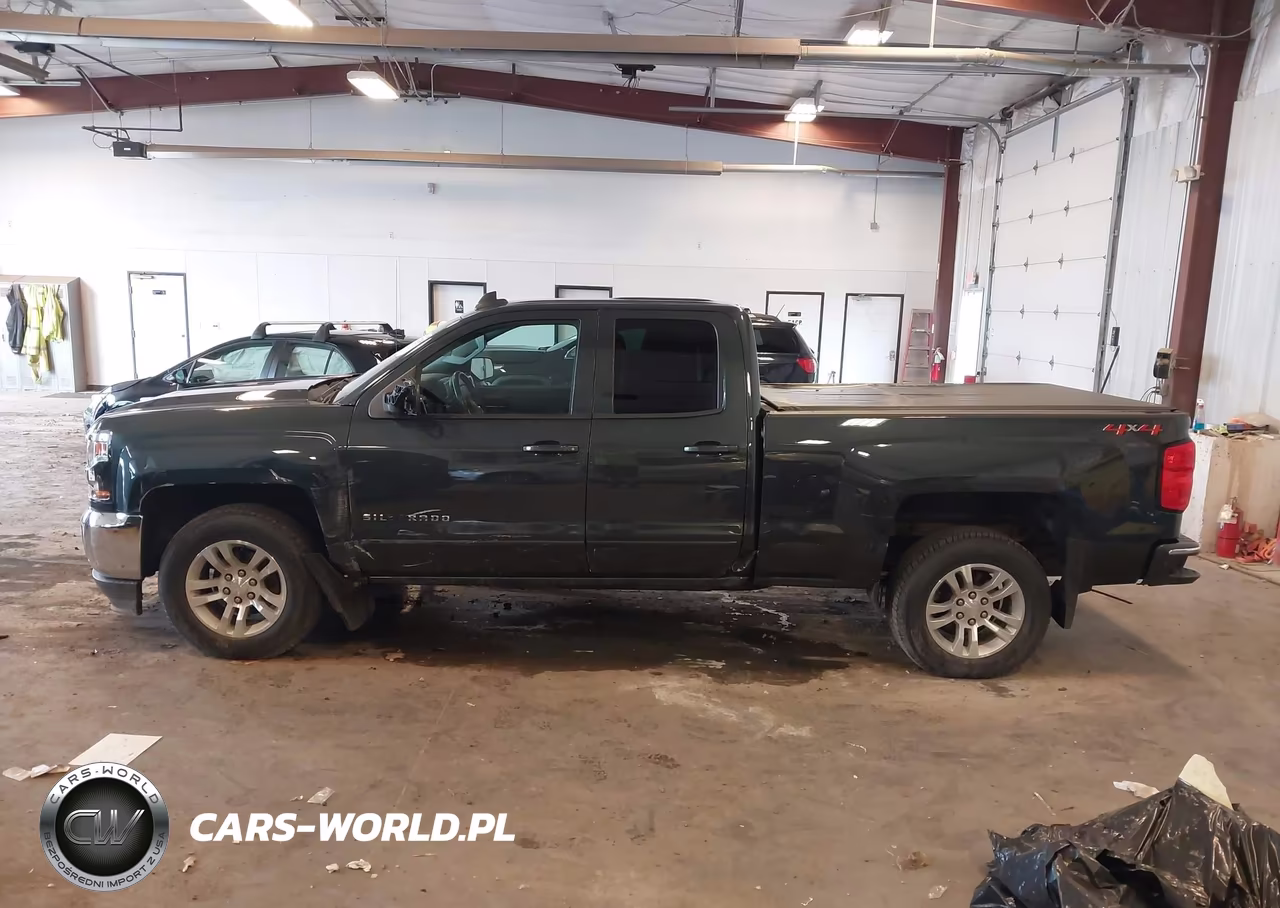 2018 Chevrolet Silverado 1500 1Lt VIN:2GCVKREC9J1113359 - 15