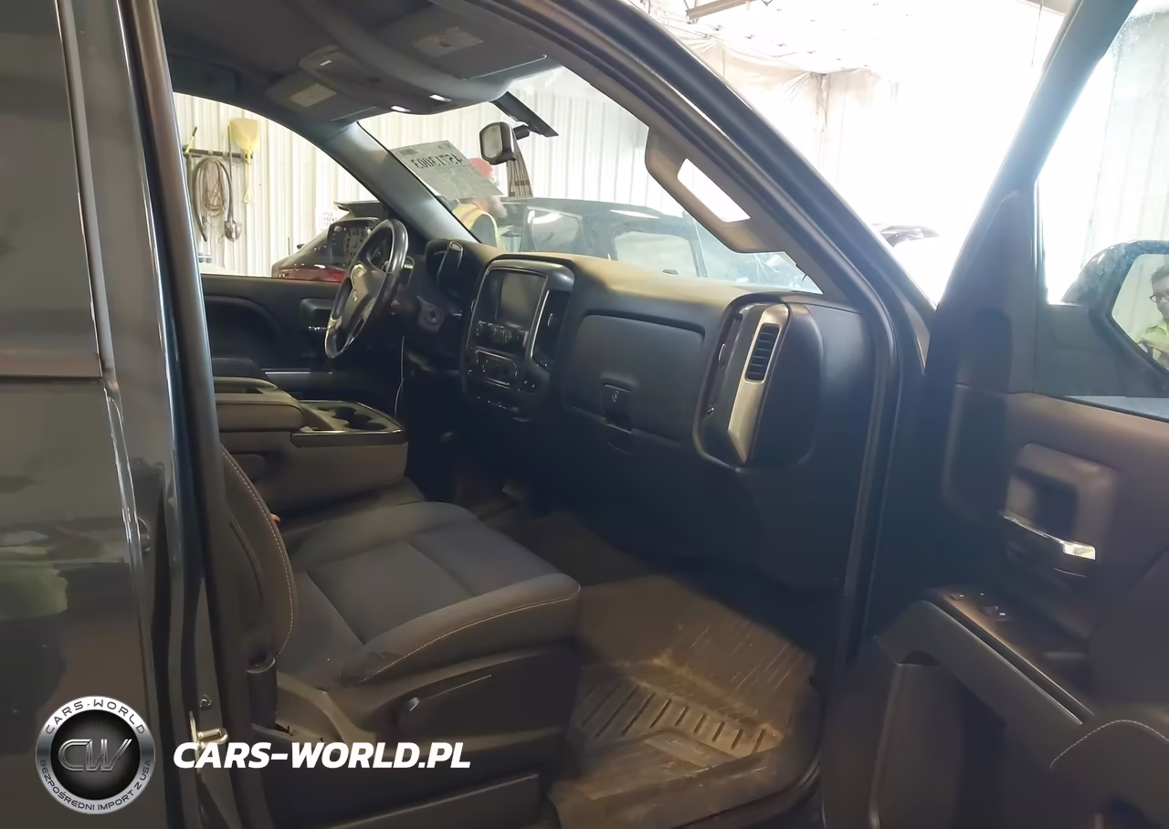 2018 Chevrolet Silverado 1500 1Lt VIN:2GCVKREC9J1113359 - 5
