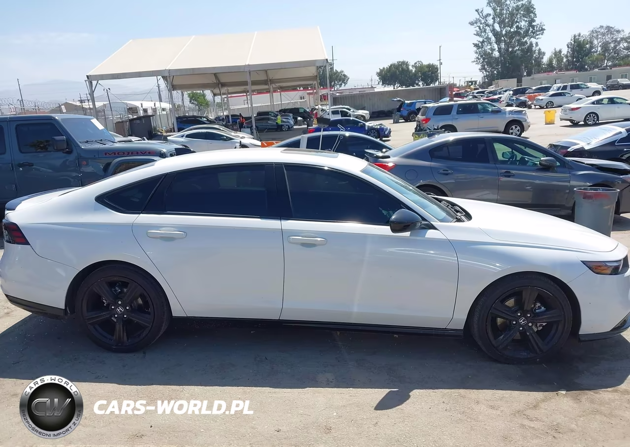 2024 Honda Accord Hybrid Sport-L VIN:1HGCY2F7XRA081166 - 14
