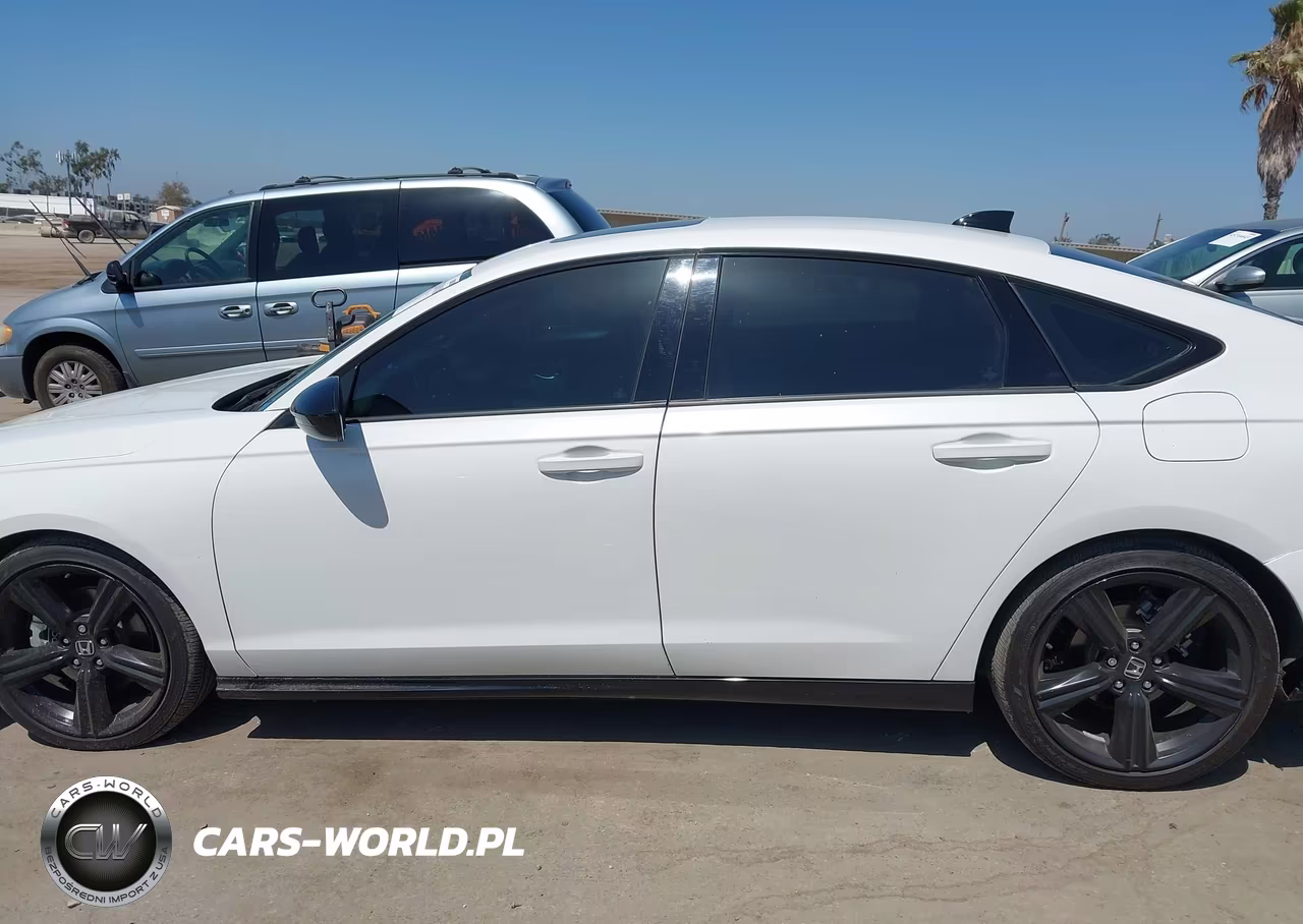 2024 Honda Accord Hybrid Sport-L VIN:1HGCY2F7XRA081166 - 15