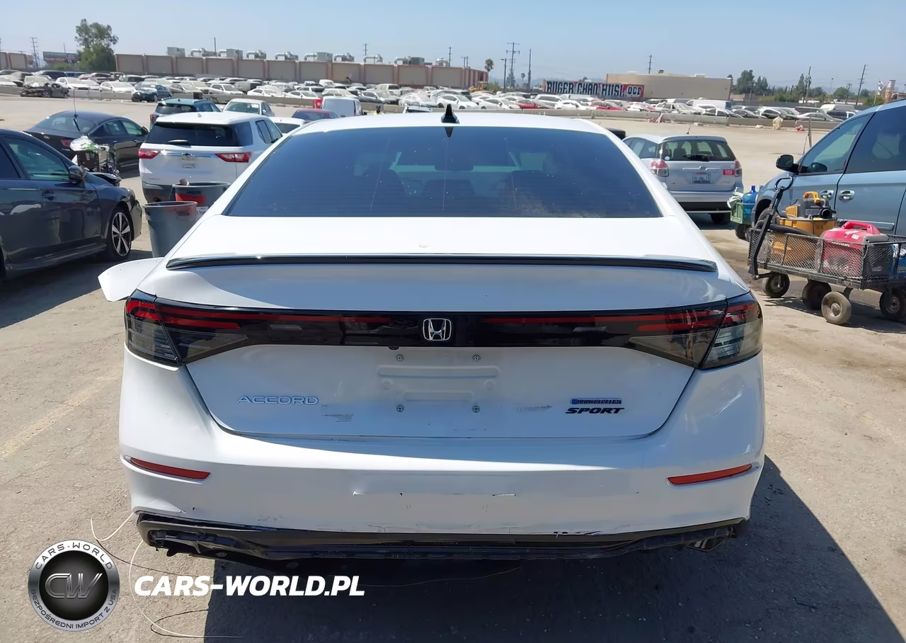 2024 Honda Accord Hybrid Sport-L VIN:1HGCY2F7XRA081166 - 17