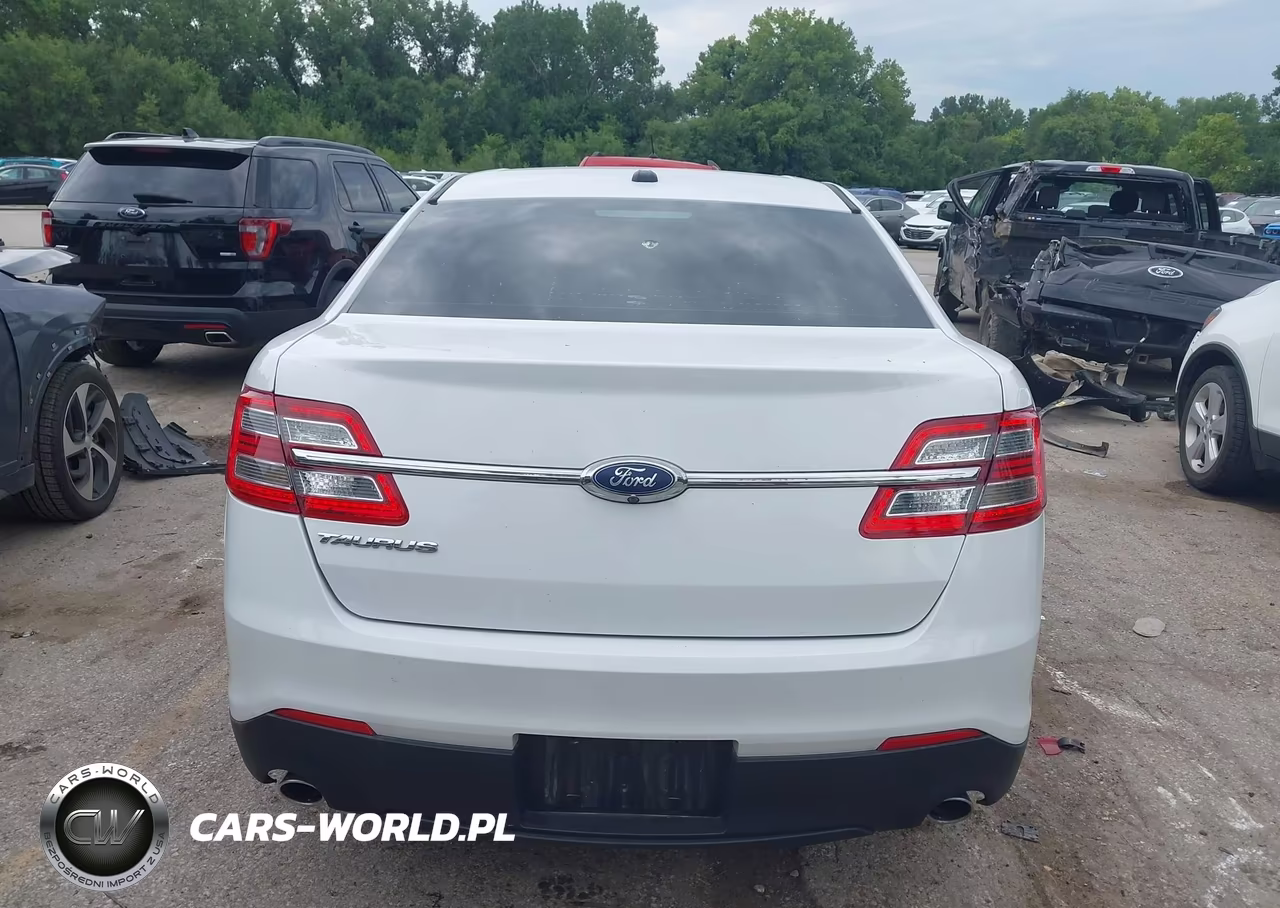 2018 Ford Taurus Se VIN:1FAHP2D85JG134060 - 16