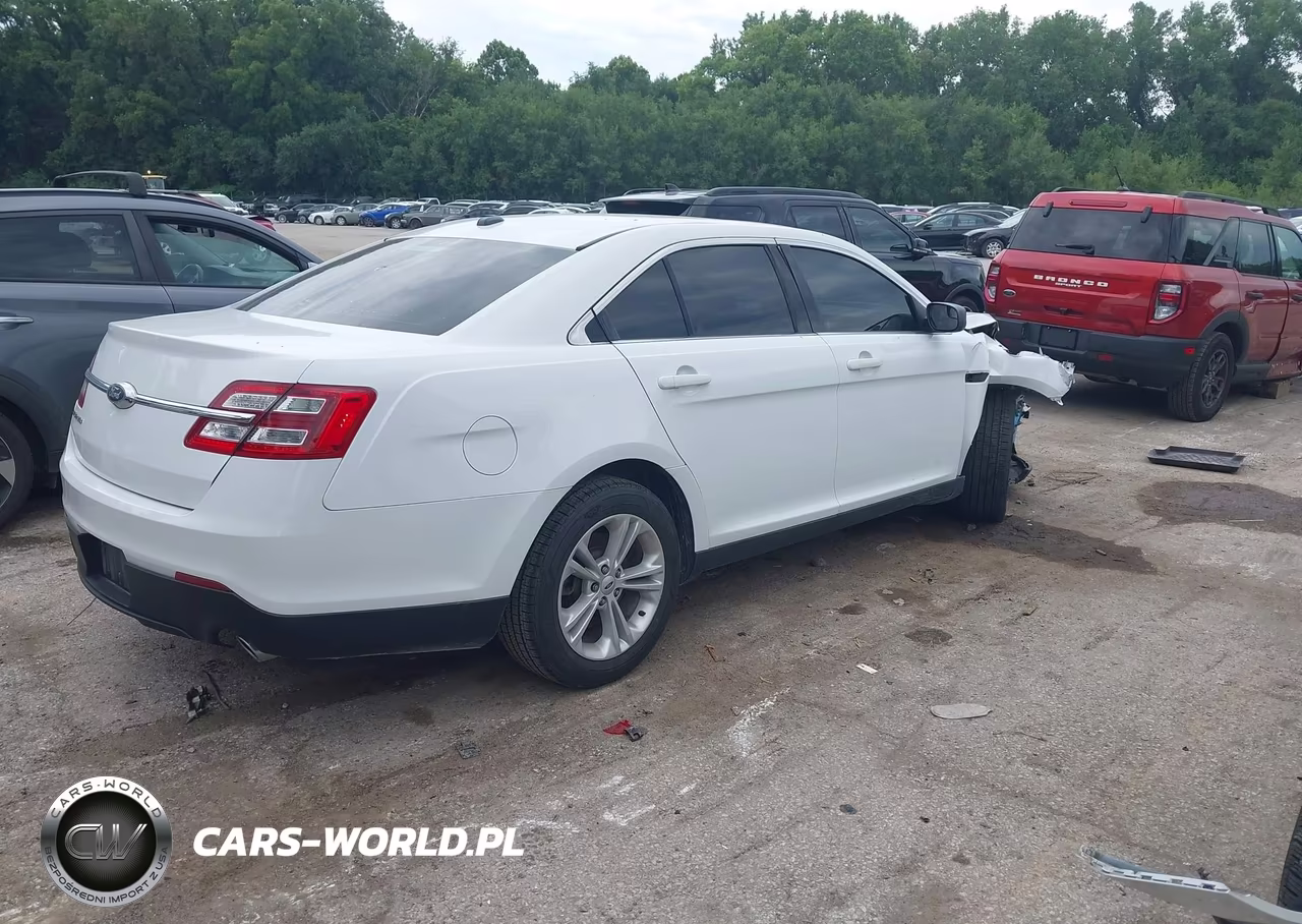 2018 Ford Taurus Se VIN:1FAHP2D85JG134060 - 4
