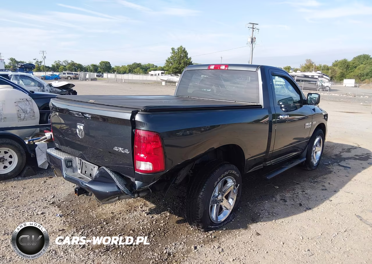 2014 Ram 1500 Express VIN:3C6JR7AT3EG310424 - 4
