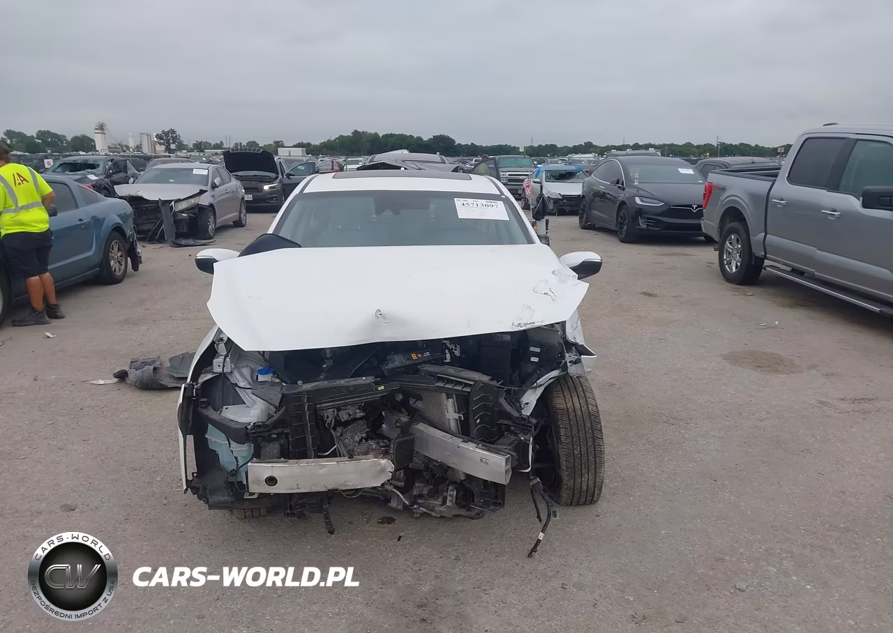 2020 Hyundai Ioniq Electric Limited VIN:KMHC85LJ0LU076494 - 12
