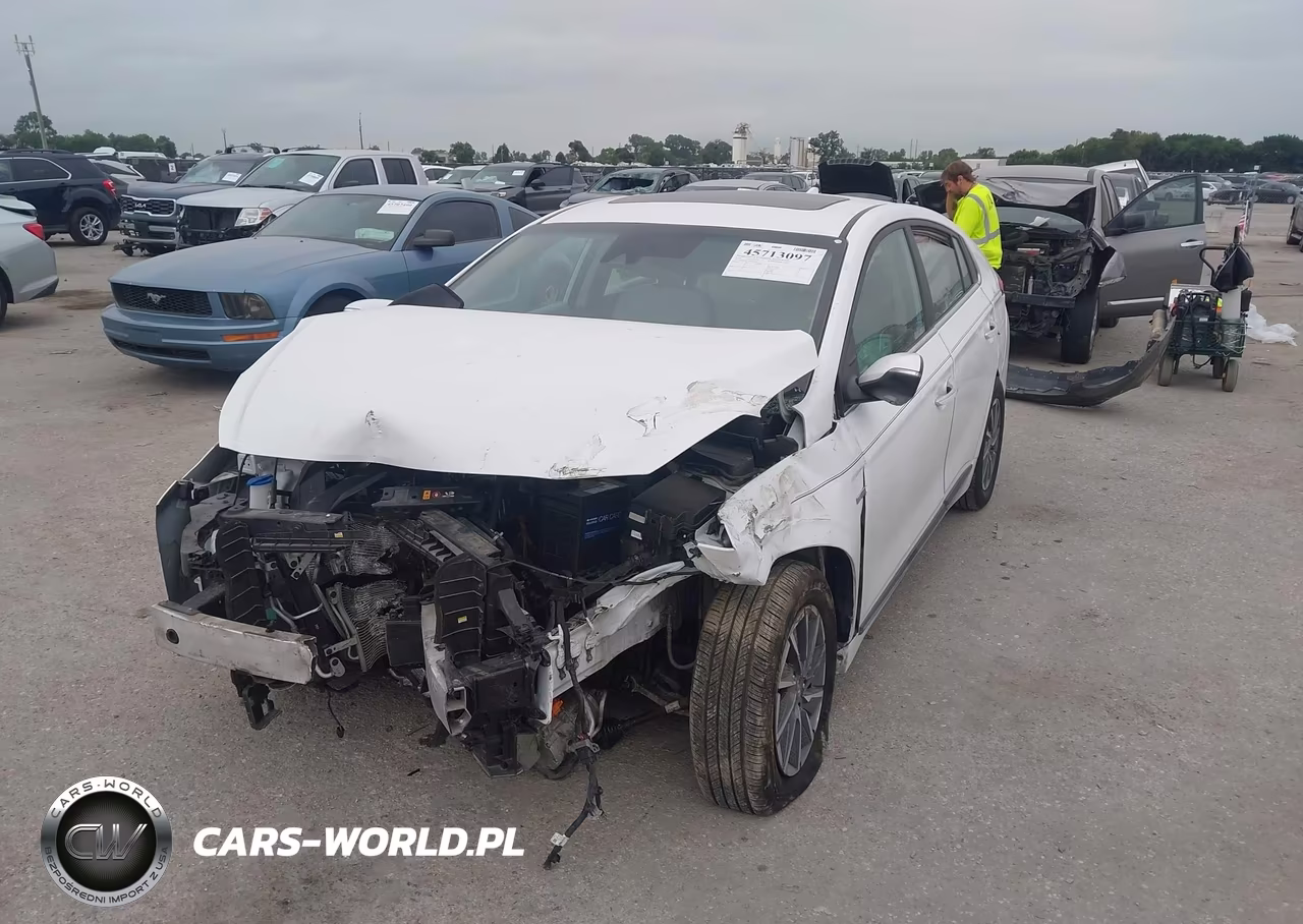 2020 Hyundai Ioniq Electric Limited VIN:KMHC85LJ0LU076494 - 2