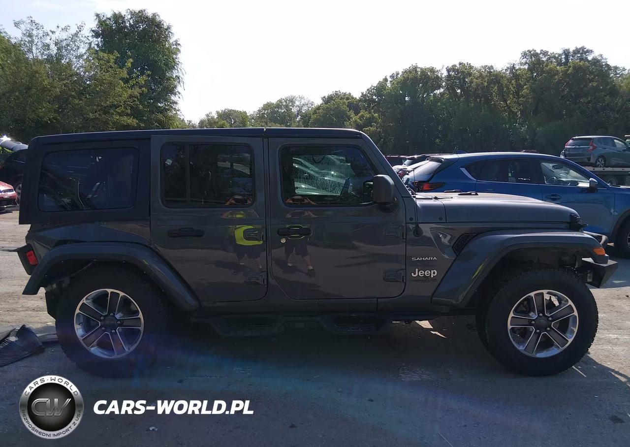 2021 Jeep Wrangler Unlimited Sahara 4X4 VIN:1C4HJXEN0MW525494 - 13