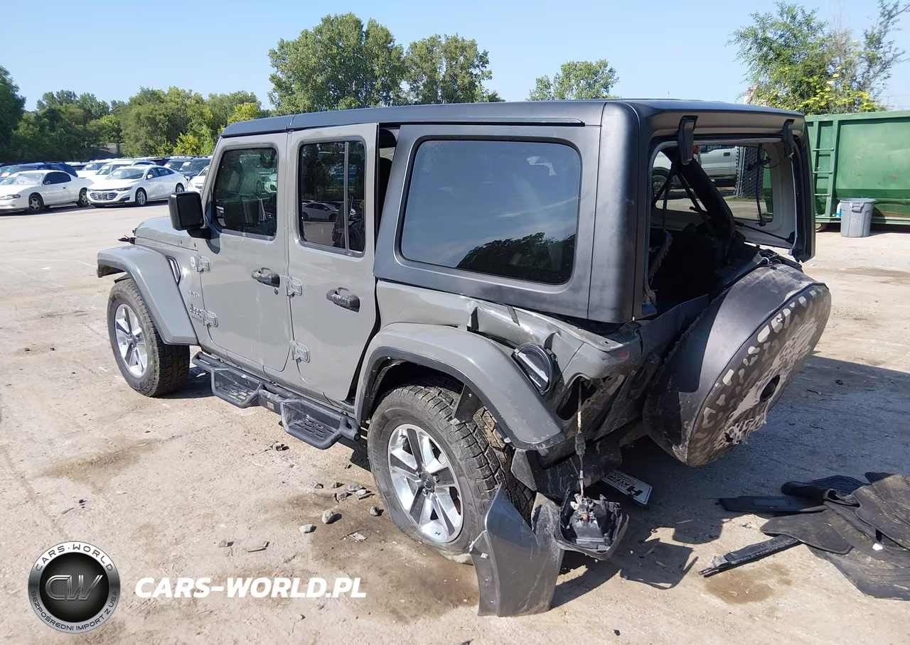 2021 Jeep Wrangler Unlimited Sahara 4X4 VIN:1C4HJXEN0MW525494 - 3