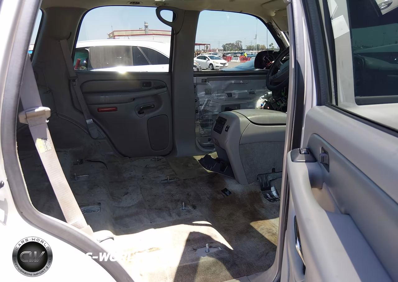 2004 GMC Yukon Denali VIN:1GKEK63U44J164499 - 8