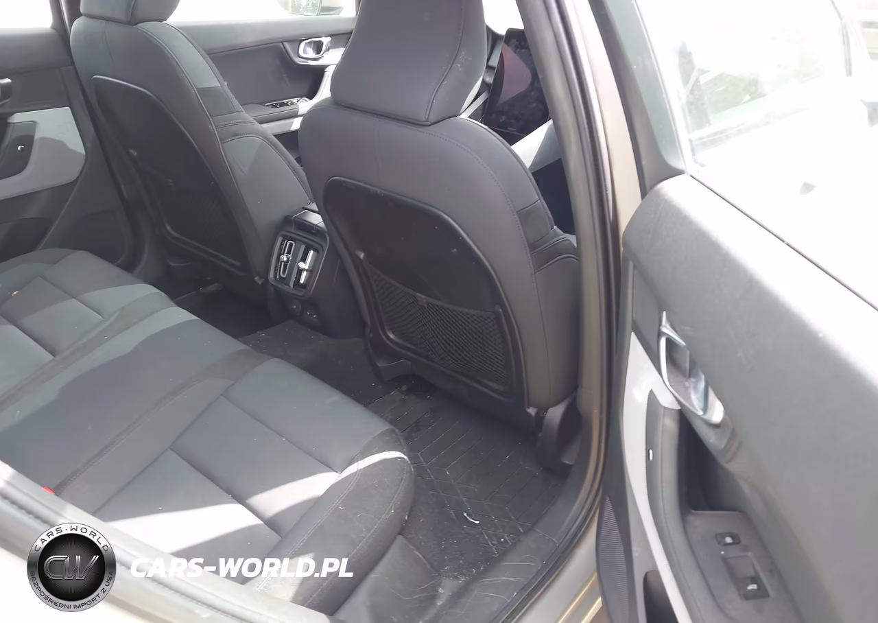 2021 Polestar 2 Launch Edition VIN:LPSED3KAXML010503 - 8