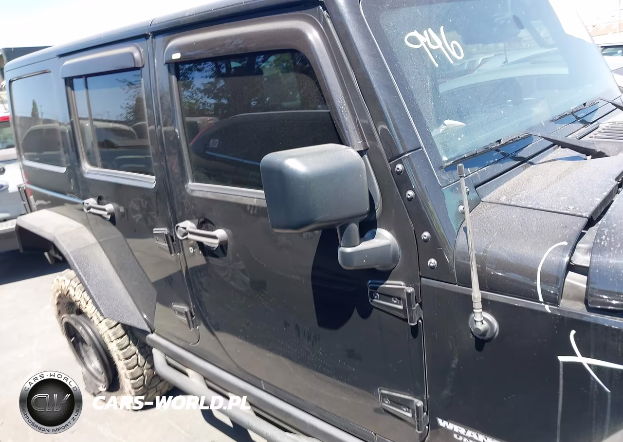 2016 Jeep Wrangler Unlimited Rubicon VIN:1C4BJWFG2GL236526 - 14