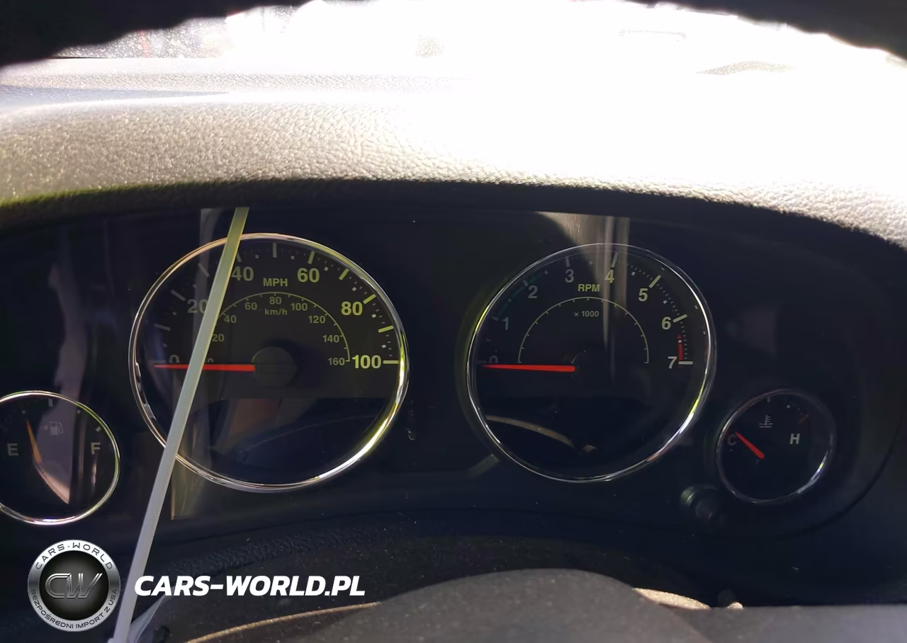 2016 Jeep Wrangler Unlimited Rubicon VIN:1C4BJWFG2GL236526 - 7