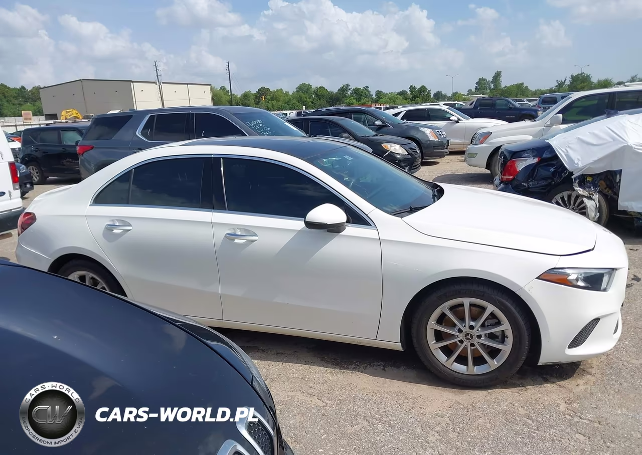 2019 Mercedes-Benz A 220 VIN:WDD3G4EBXKW035449 - 13