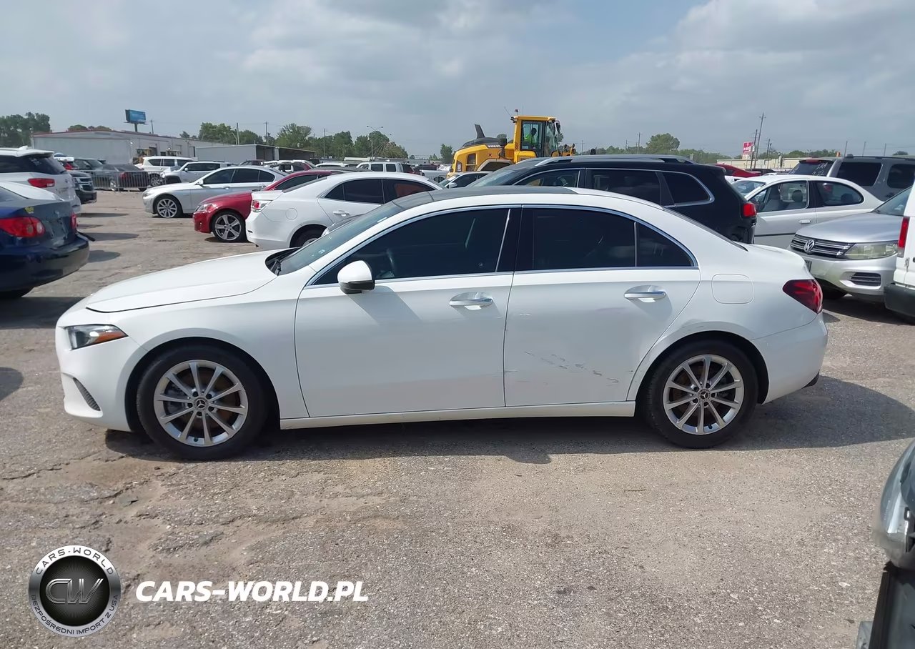 2019 Mercedes-Benz A 220 VIN:WDD3G4EBXKW035449 - 14