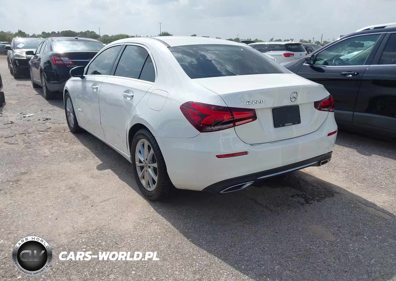 2019 Mercedes-Benz A 220 VIN:WDD3G4EBXKW035449 - 3