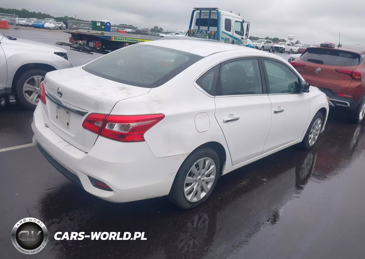 2018 Nissan Sentra S VIN:3N1AB7AP2JY280713 - 4