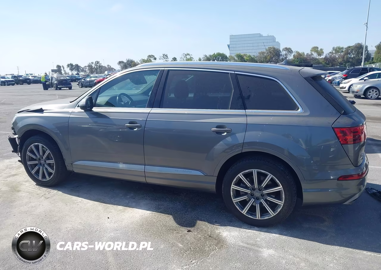2017 Audi Q7 3.0T Premium VIN:WA1LAAF78HD056447 - 17