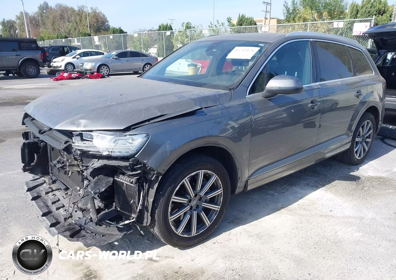 2017 Audi Q7 3.0T Premium VIN:WA1LAAF78HD056447 - 2