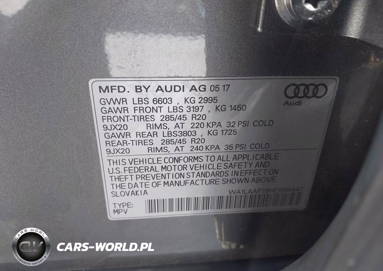 2017 Audi Q7 3.0T Premium VIN:WA1LAAF78HD056447 - 9