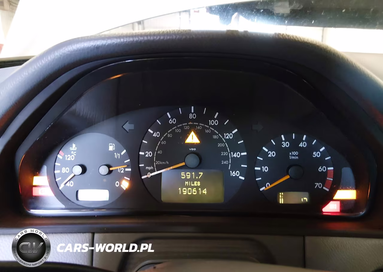 2001 Mercedes-Benz E 320 VIN:WDBJF65J91B269951 - 7
