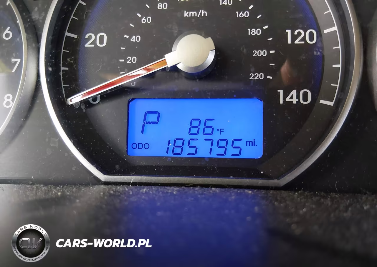 2010 Hyundai Santa Fe Gls VIN:5NMSG3AB9AH366580 - 12