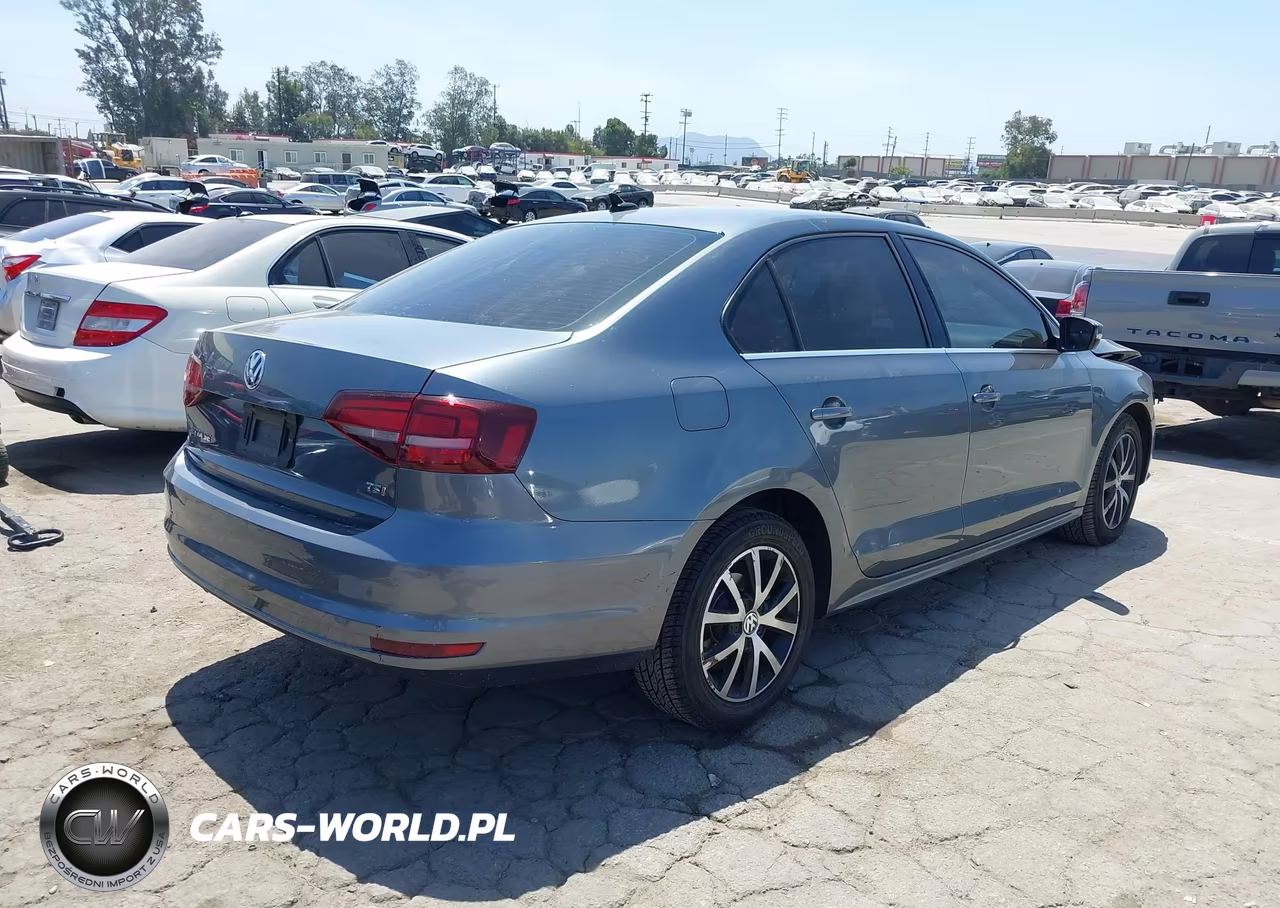 2017 Volkswagen Jetta 1.4T Se VIN:3VWDB7AJ3HM353480 - 4