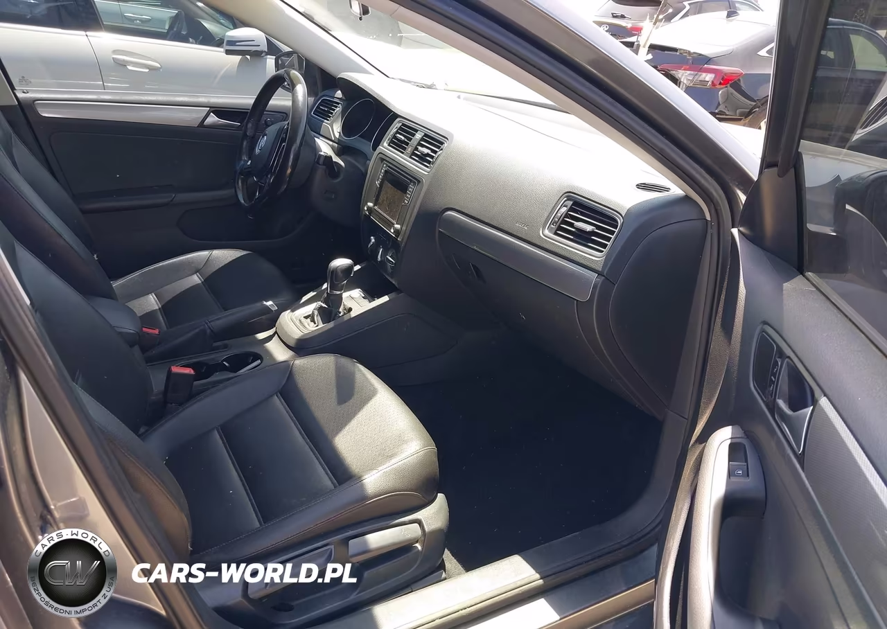 2017 Volkswagen Jetta 1.4T Se VIN:3VWDB7AJ3HM353480 - 5