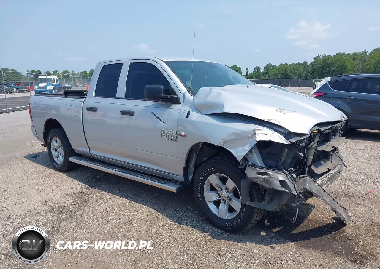 2019 Ram 1500 Classic Express 4X2 6'4 Box