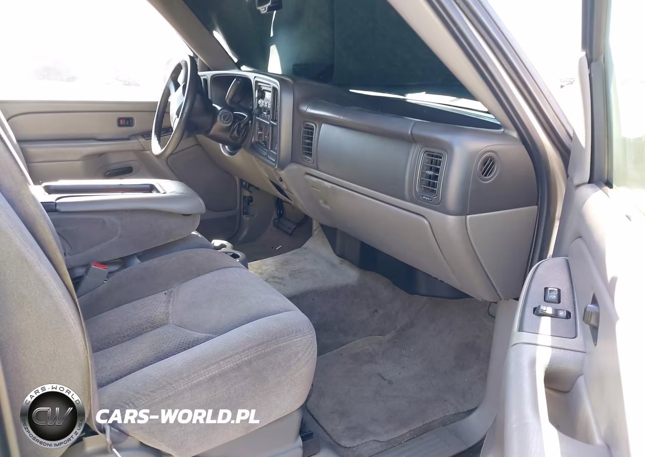 2004 Chevrolet Tahoe Ls VIN:1GNEC13V04R124658 - 5