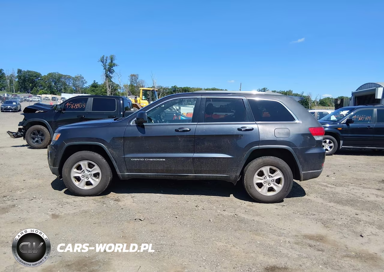 2014 Jeep Grand Cherokee Laredo VIN:1C4RJFAG8EC210547 - 14