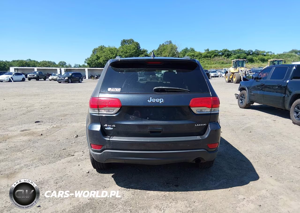 2014 Jeep Grand Cherokee Laredo VIN:1C4RJFAG8EC210547 - 16