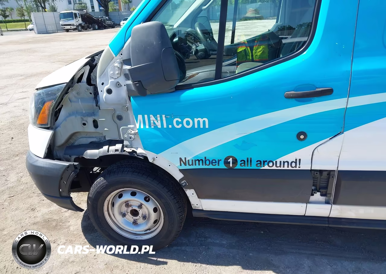 2019 Ford Transit-250 VIN:1FTYR2CM7KKA58665 - 18