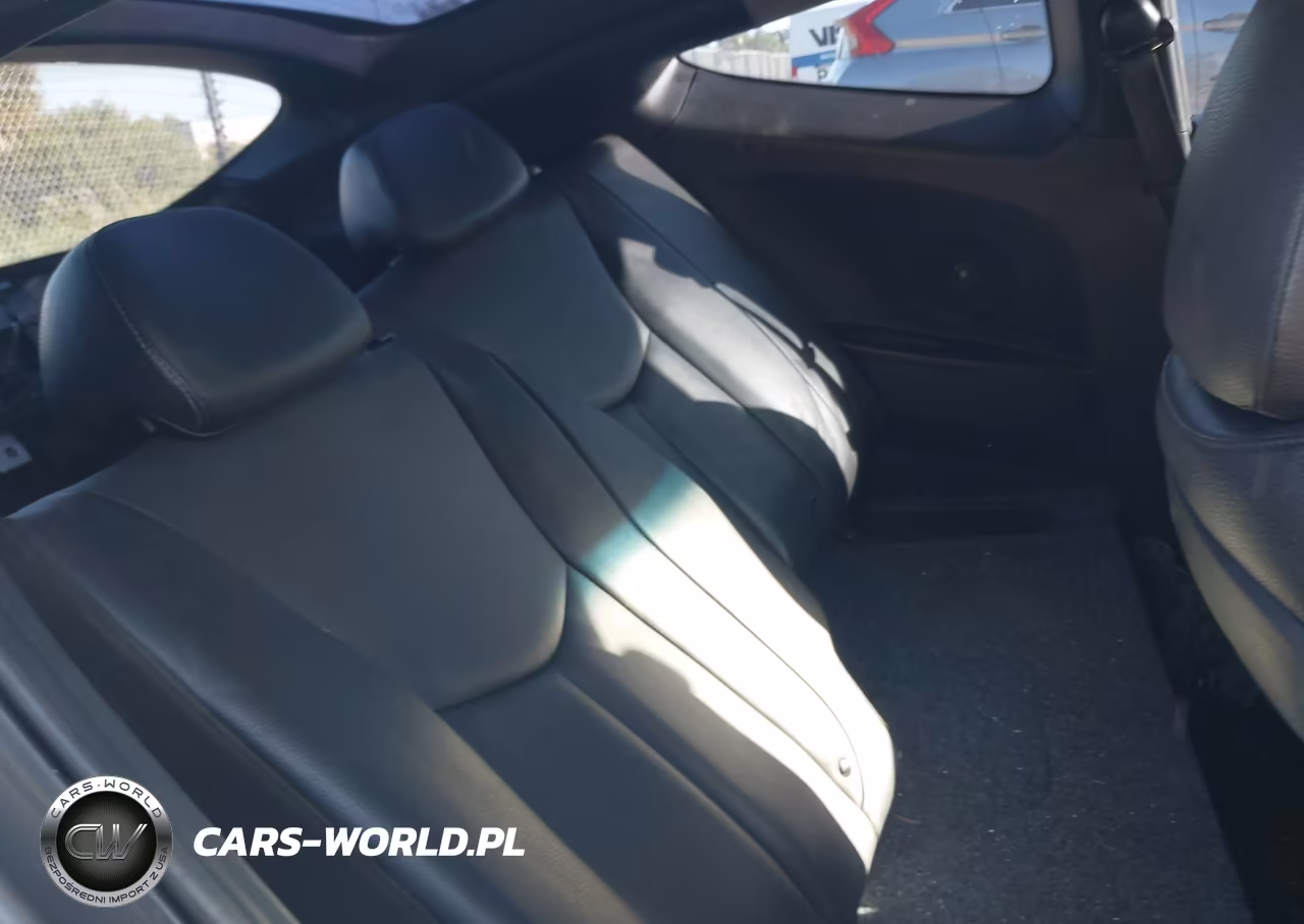2015 Hyundai Veloster Turbo VIN:KMHTC6AE4FU226301 - 8