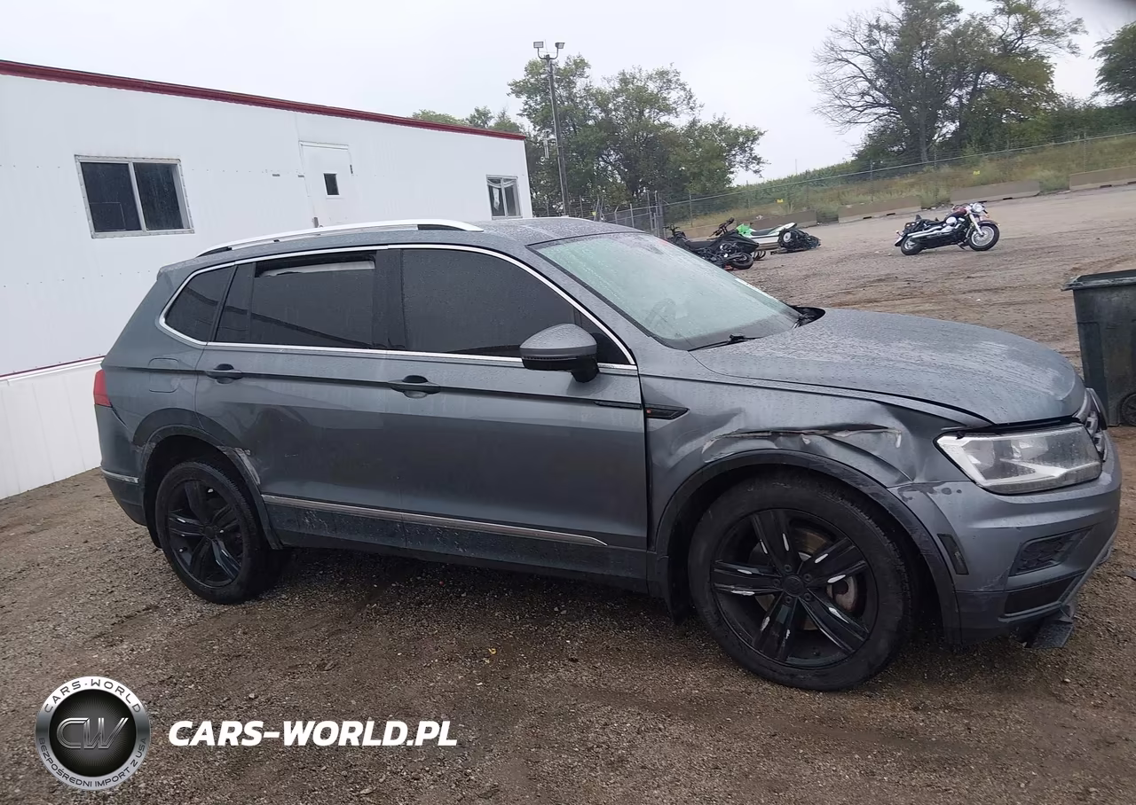 2020 Volkswagen Tiguan 2.0T Se-2.0T Se R-Line Black-2.0T Sel VIN:3VV2B7AX1LM008277 - 13