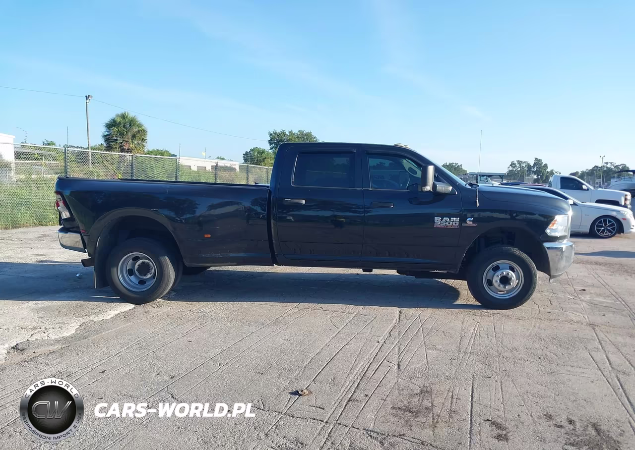 2017 Ram 3500 Tradesman 4X4 8' Box VIN:3C63RRGL5HG528607 - 13