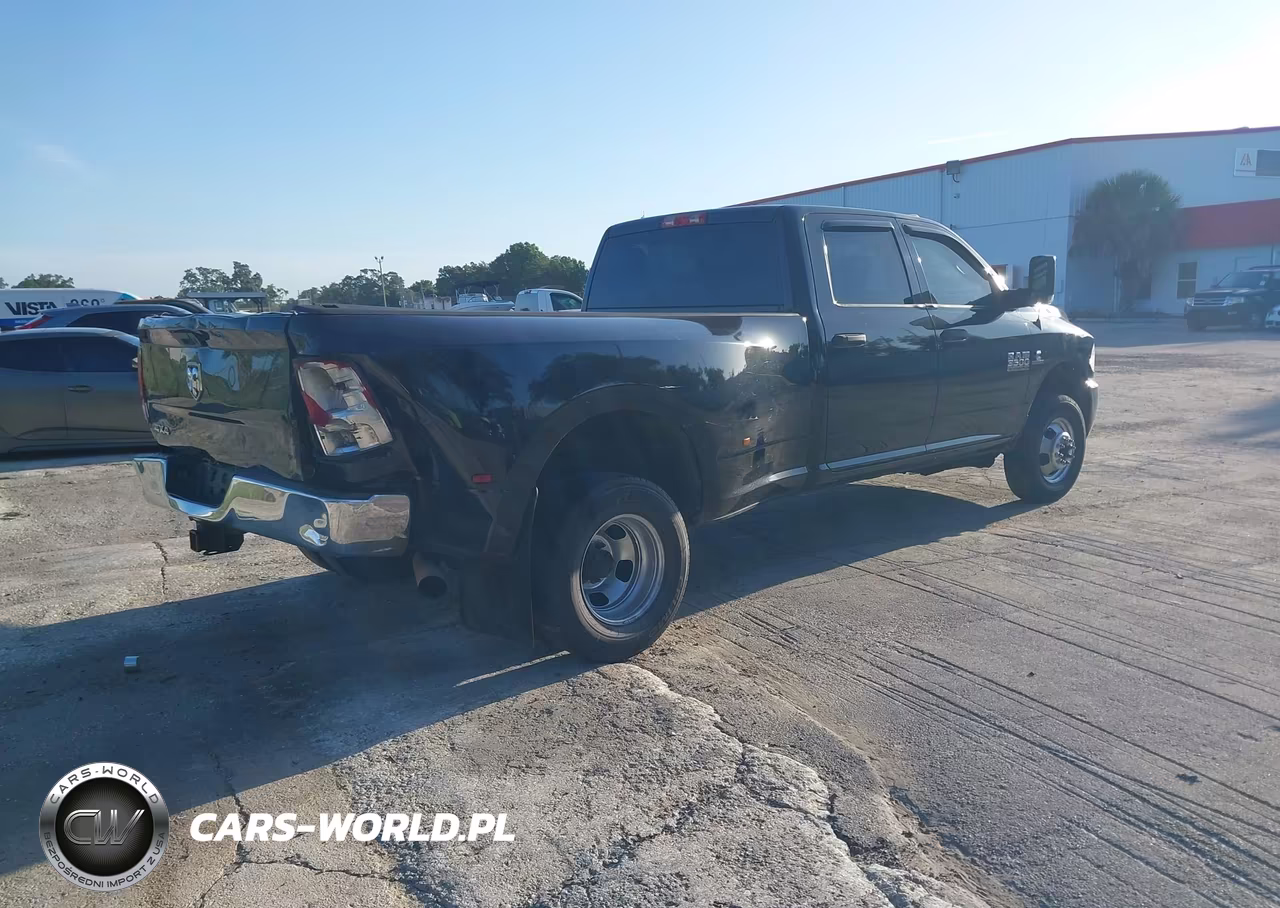 2017 Ram 3500 Tradesman 4X4 8' Box VIN:3C63RRGL5HG528607 - 4